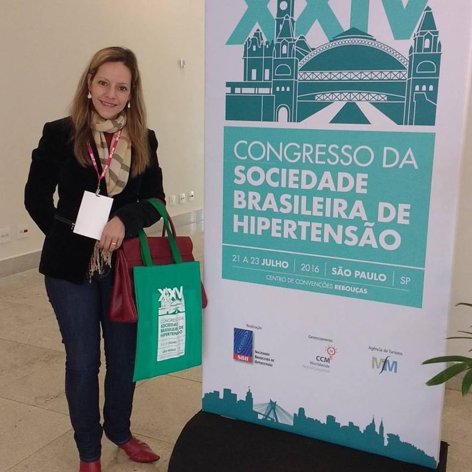 Dra. Gisele de Brito Azzi - XXIV Congresso Brasileiro de Hipertensão